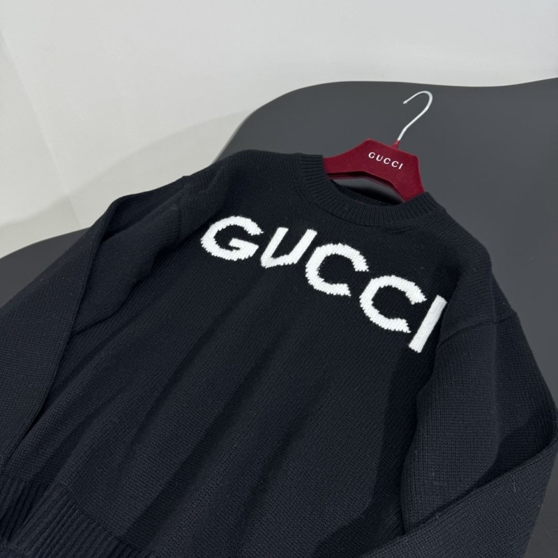 Gucci Sweaters